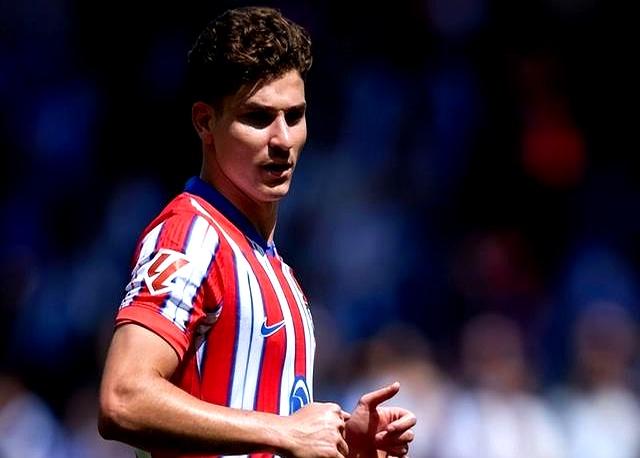 开云官网-拜仁逆转希腊，阿圭罗惊艳四座