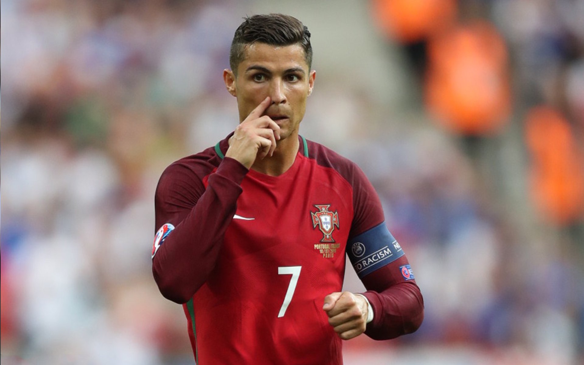 开云体育app-欧冠淘汰赛之夜，塔图姆关键战不手软